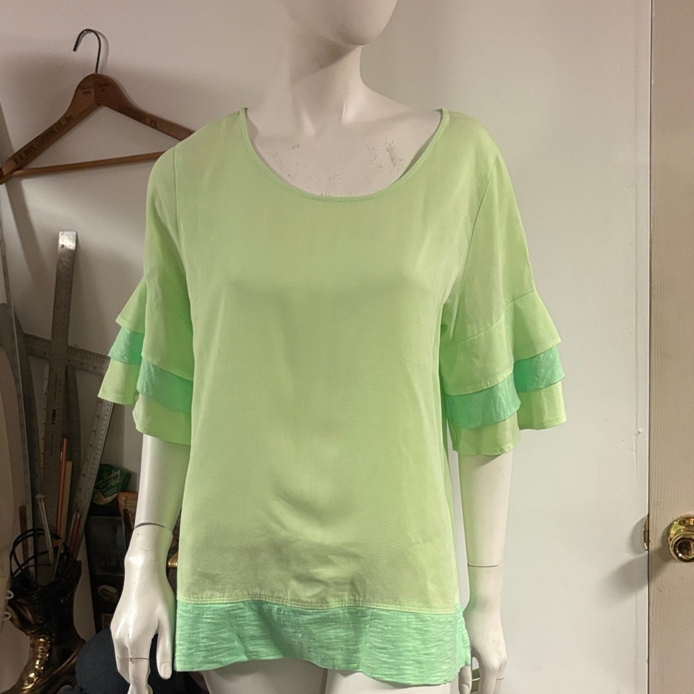 Soft Surroundings Green Ruffle Sleeve Top Size Medium